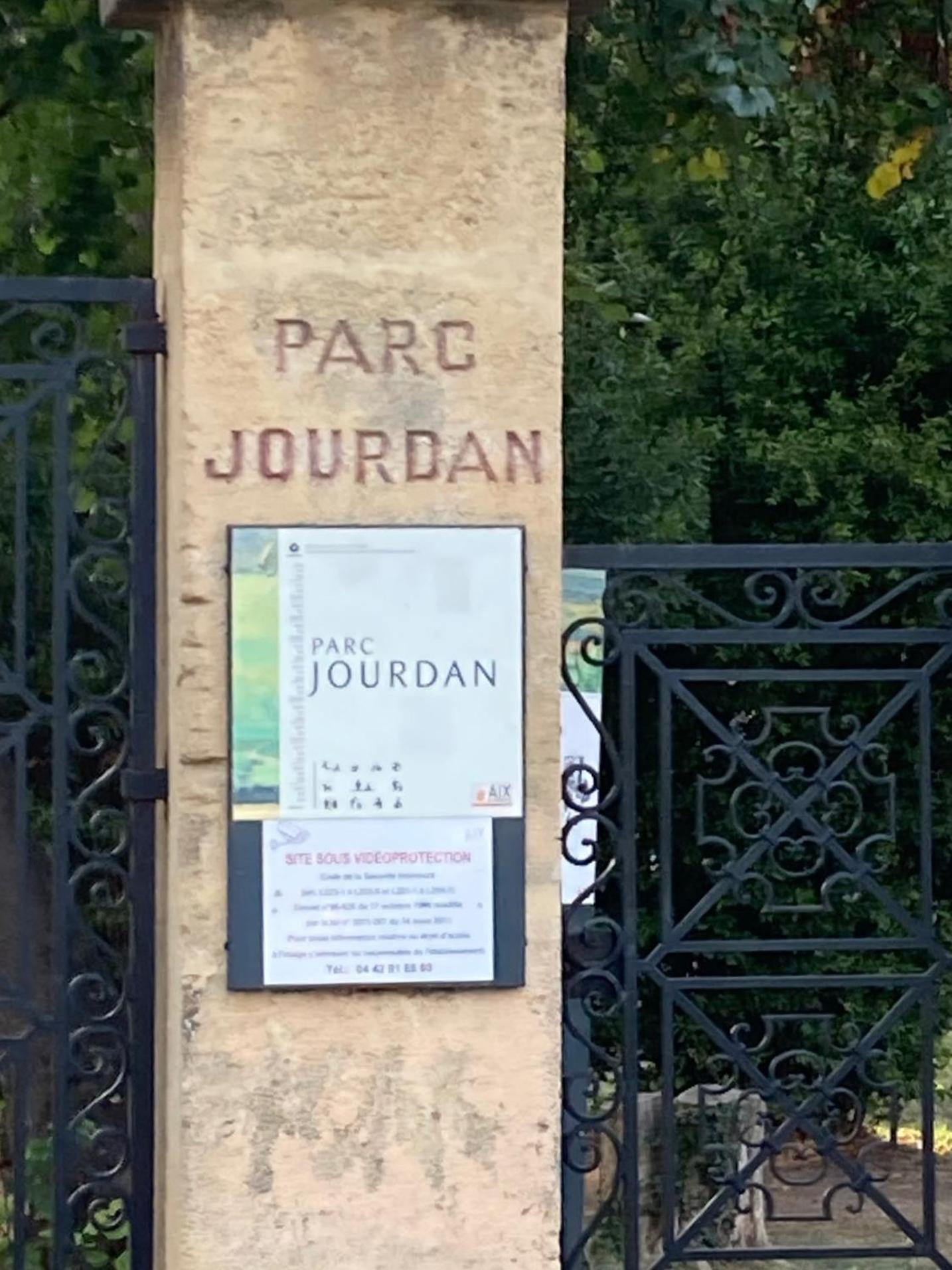 Apartment Tilia Jourdan-studio Cosy Aix Centre-cours Mirabeau-parking-wifi-smart Tv-rue Calme *