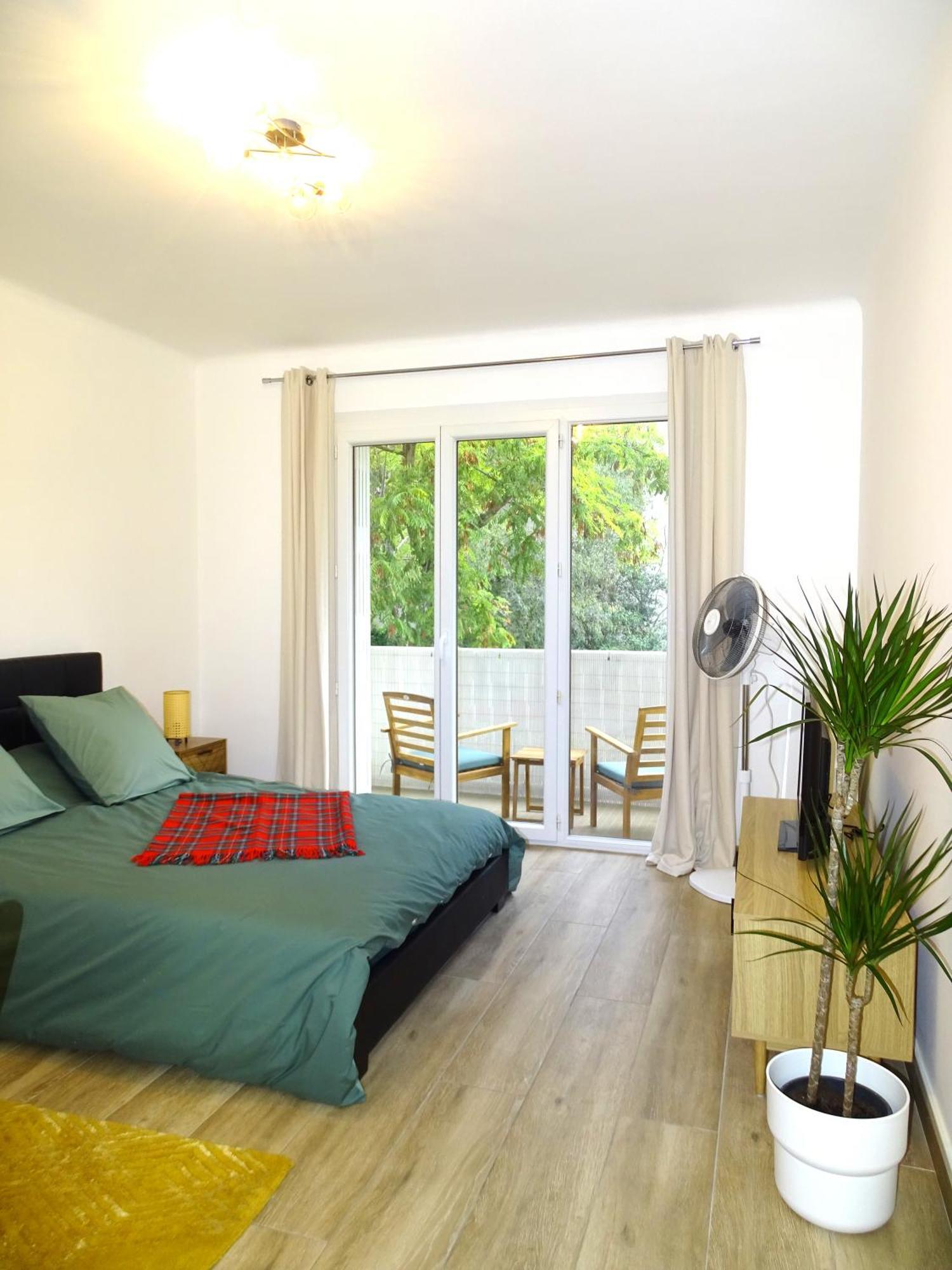Apartment Tilia Jourdan-studio Cosy Aix Centre-cours Mirabeau-parking-wifi-smart Tv-rue Calme Aix-en-Provence